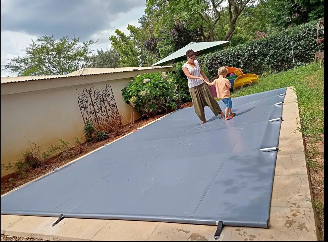 Solid Safety Pool Covers multi-functional solid cover that provides a range of solutions. A means to secure the pool, safety for your kids and pets ,keep it clean, free of leaves and debris, stop water evaporation and reduce chemical use, all while being simple and easy to fit and remove the cover.