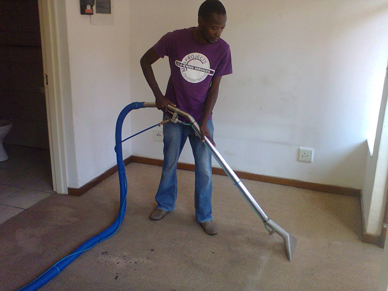 Cleaning home carpets